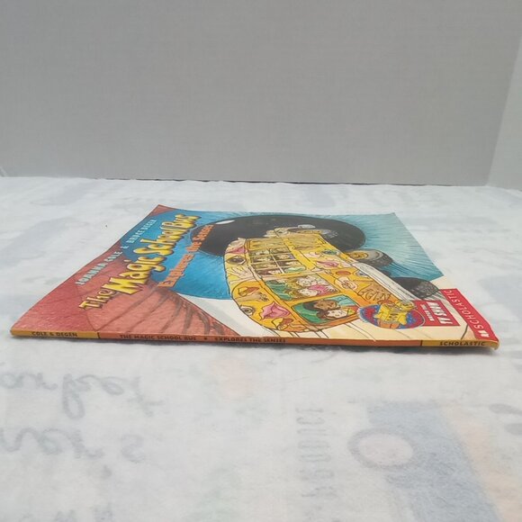 The Magic School Bus Explores the Senses – Scholastic Paperback - Picture 6 of 7